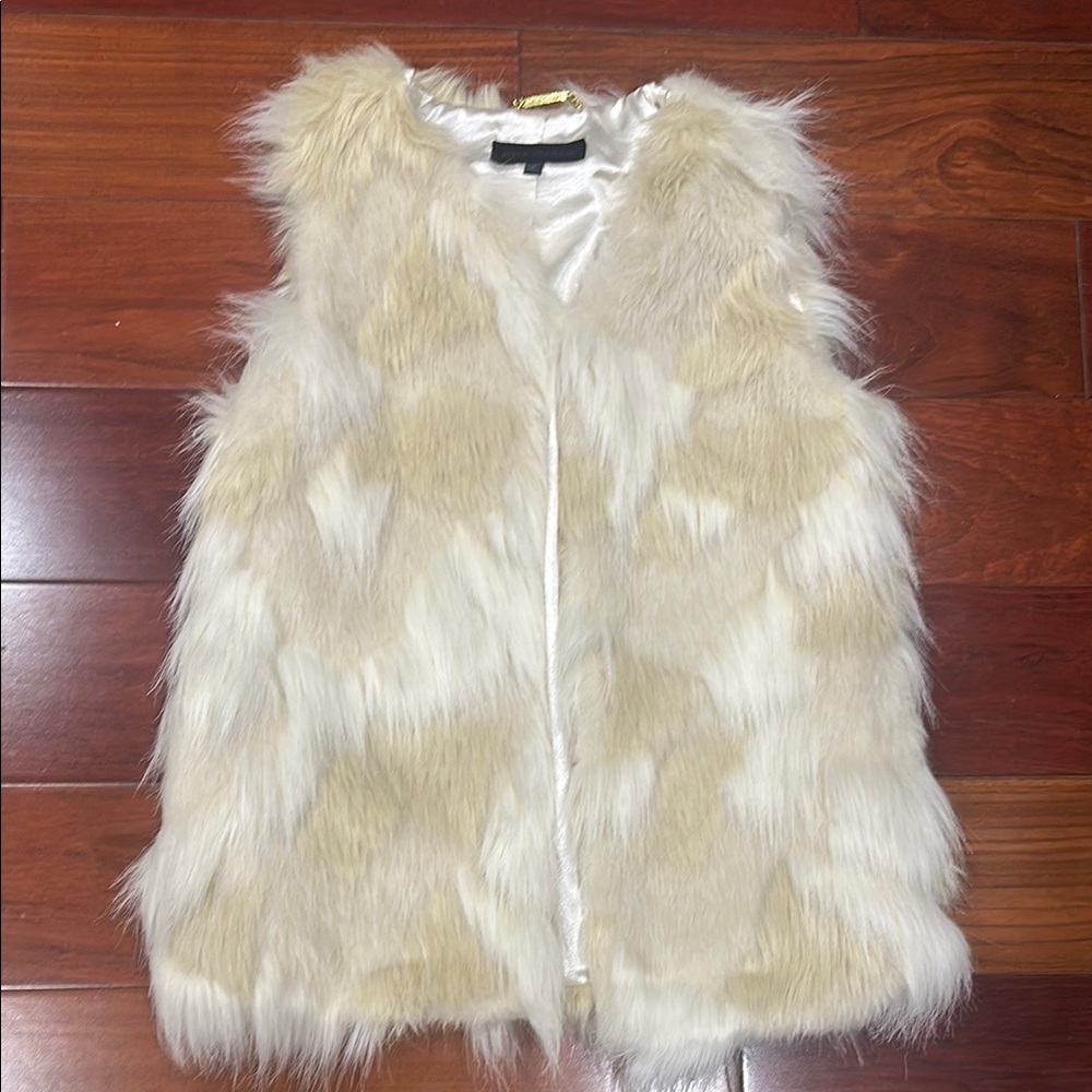 Faux Fur Vest in Cream and White